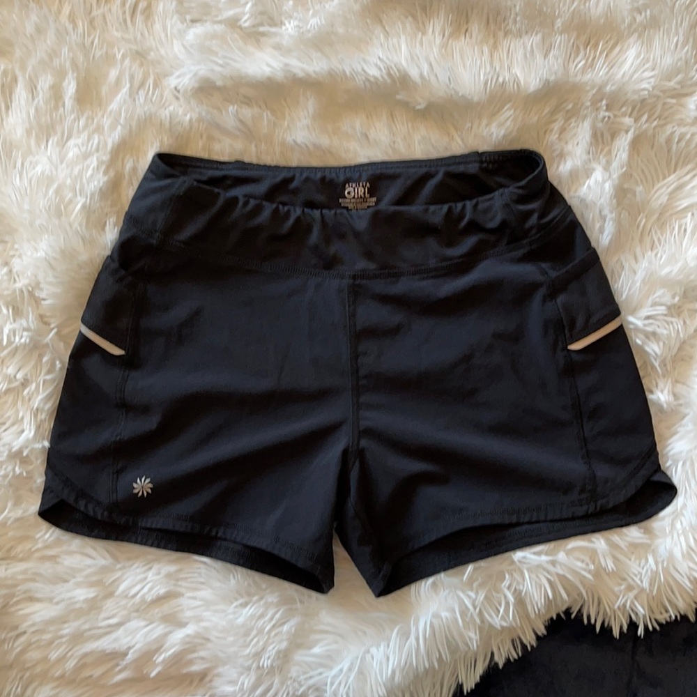 Athleta Record Breaker 3” short